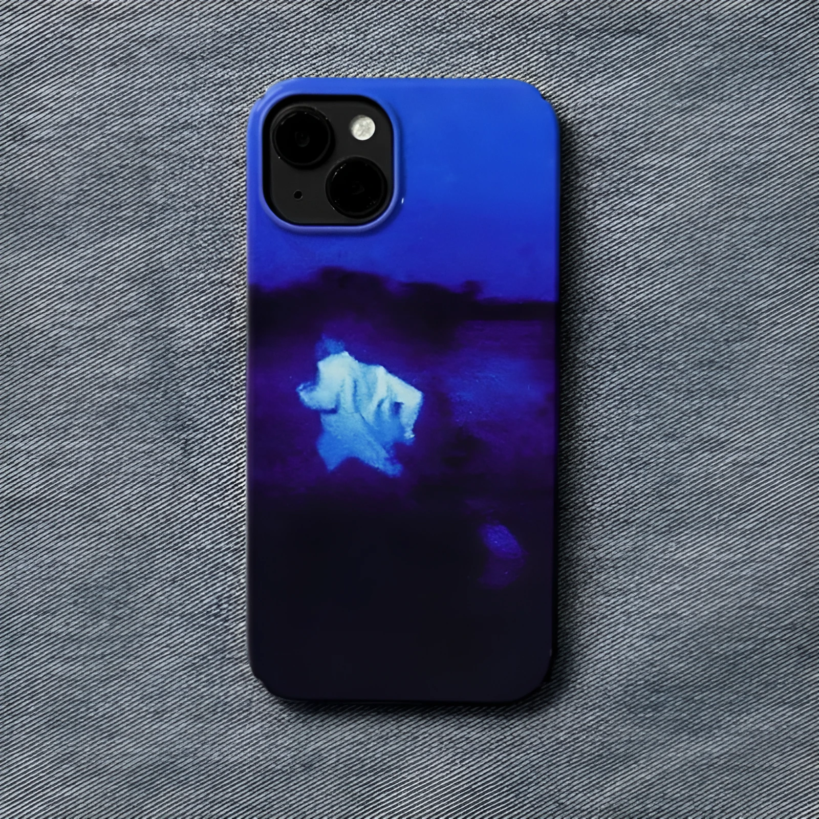Glossy Fine Hole Niche Art Phone Case for Apple iPhone 15 14 13 12 11 Pro Max Plus Mini Hard Shell Protective Cover Compatible with Multiple iPhone Models Trendy Fashion Design