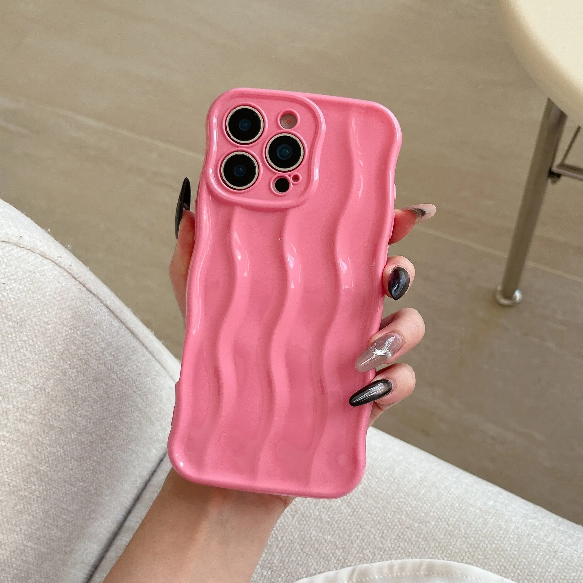 Electroplating three-dimensional wave stripe TPU phone case for iPhone 17 Pro Max in electroplated black finish