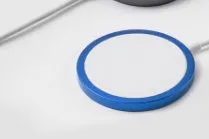 MagSafe compatible magnetic wireless charger in silver, black, blue, and red metal finishes for iPhone.