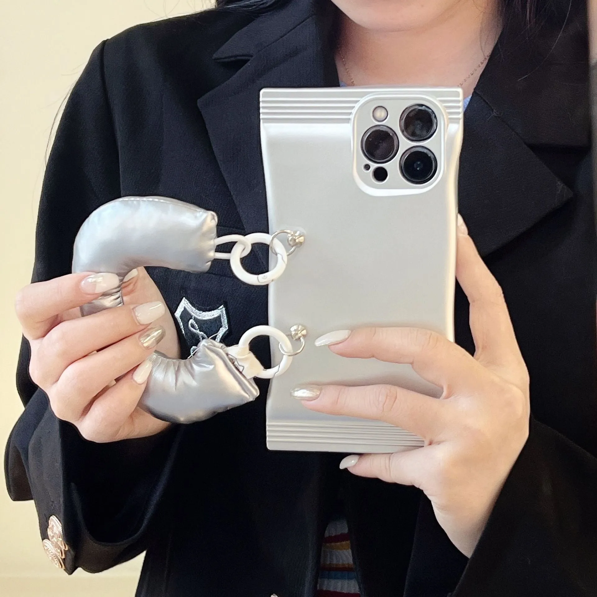 Electroplated silver TPU phone case with portable hand strap for iPhone 14 Pro Max