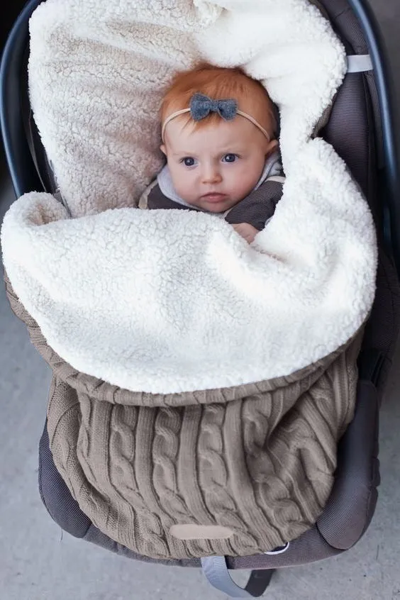 Winter baby stroller sleeping bag with lamb cashmere lining in envelope style design