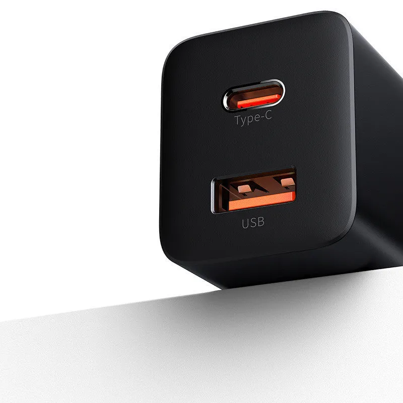 Super Silicon 30W mobile phone charging head in black with USB port