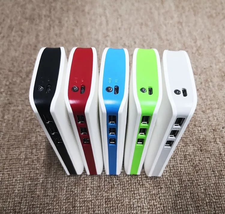 Gift large capacity universal mobile power bank with USB and LED flashlight in blue plastic casing
