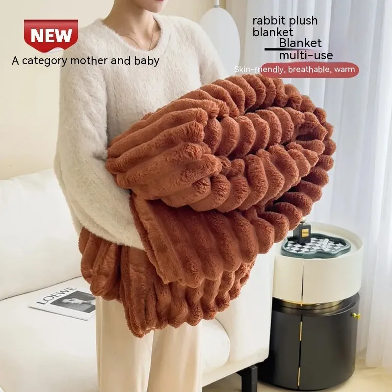 Soft Wind bubble velvet polyester blanket in solid colour showing double-sided thickening texture