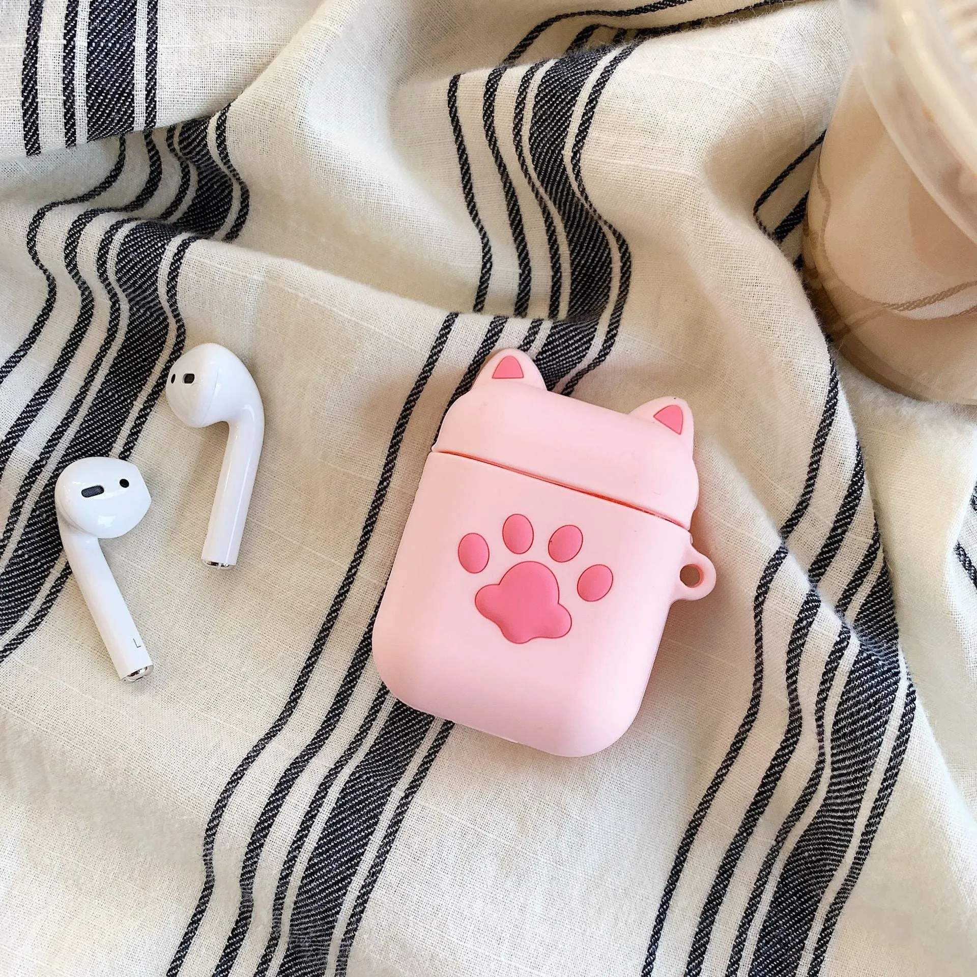 Silicone protective case for AirPods 1/2 with anti-fall cartoon animal design, Pink Butterfly Pig style