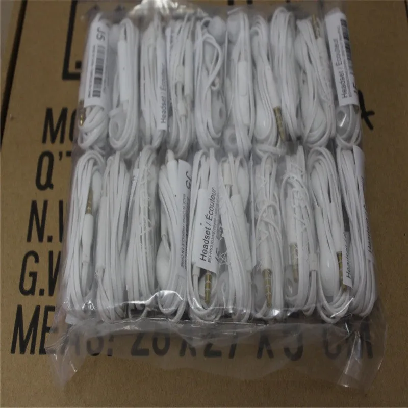 S4 wired in-ear headset with microphone, 3.5mm plug, 2.5m TPE cable, silicone earplugs, 40mm driver