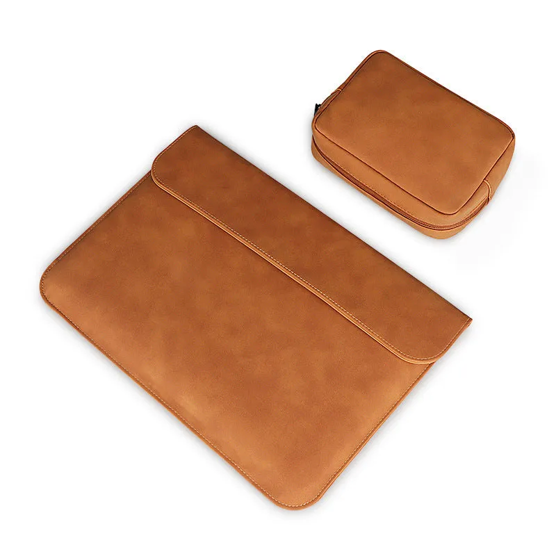 LLANO brown sheepskin laptop sleeve for 13.3 inch MacBook with lock and vertical orientation