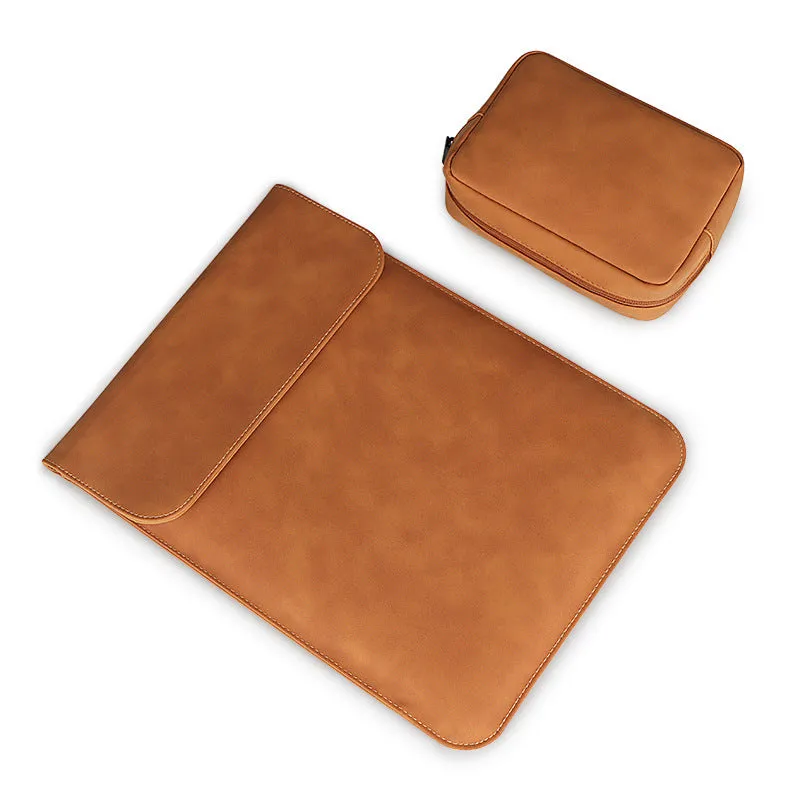 LLANO brown sheepskin laptop sleeve for 13.3 inch MacBook with lock and vertical orientation