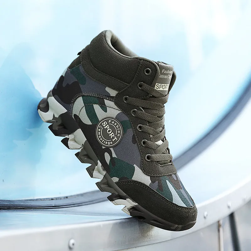 Green camouflage canvas sneakers with rubber soles for women, casual footwear
