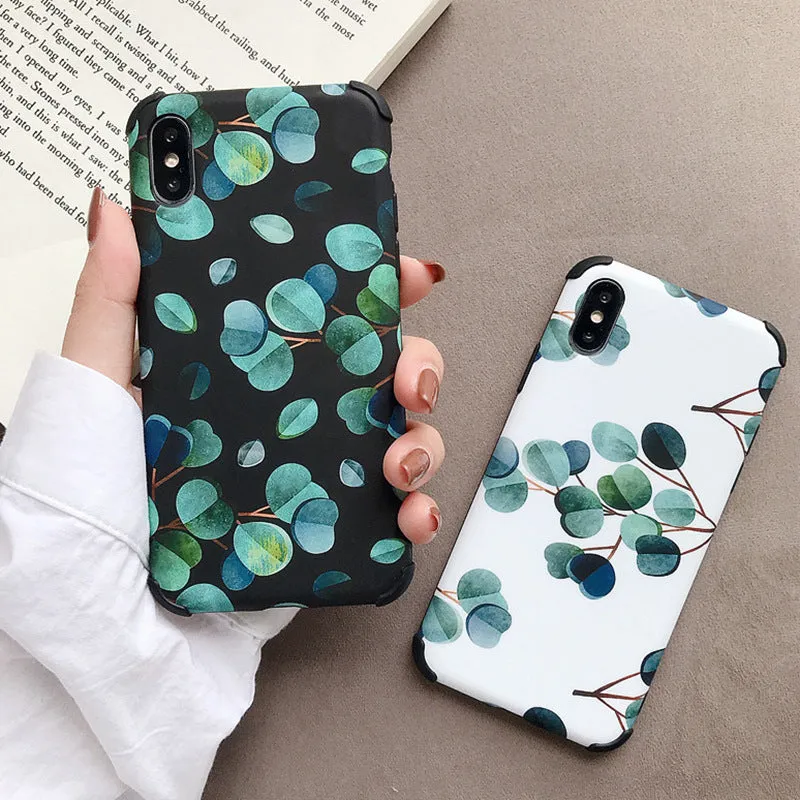 White silicone gel back cover for Apple iPhone with retro floral pattern and four-corner drop protection