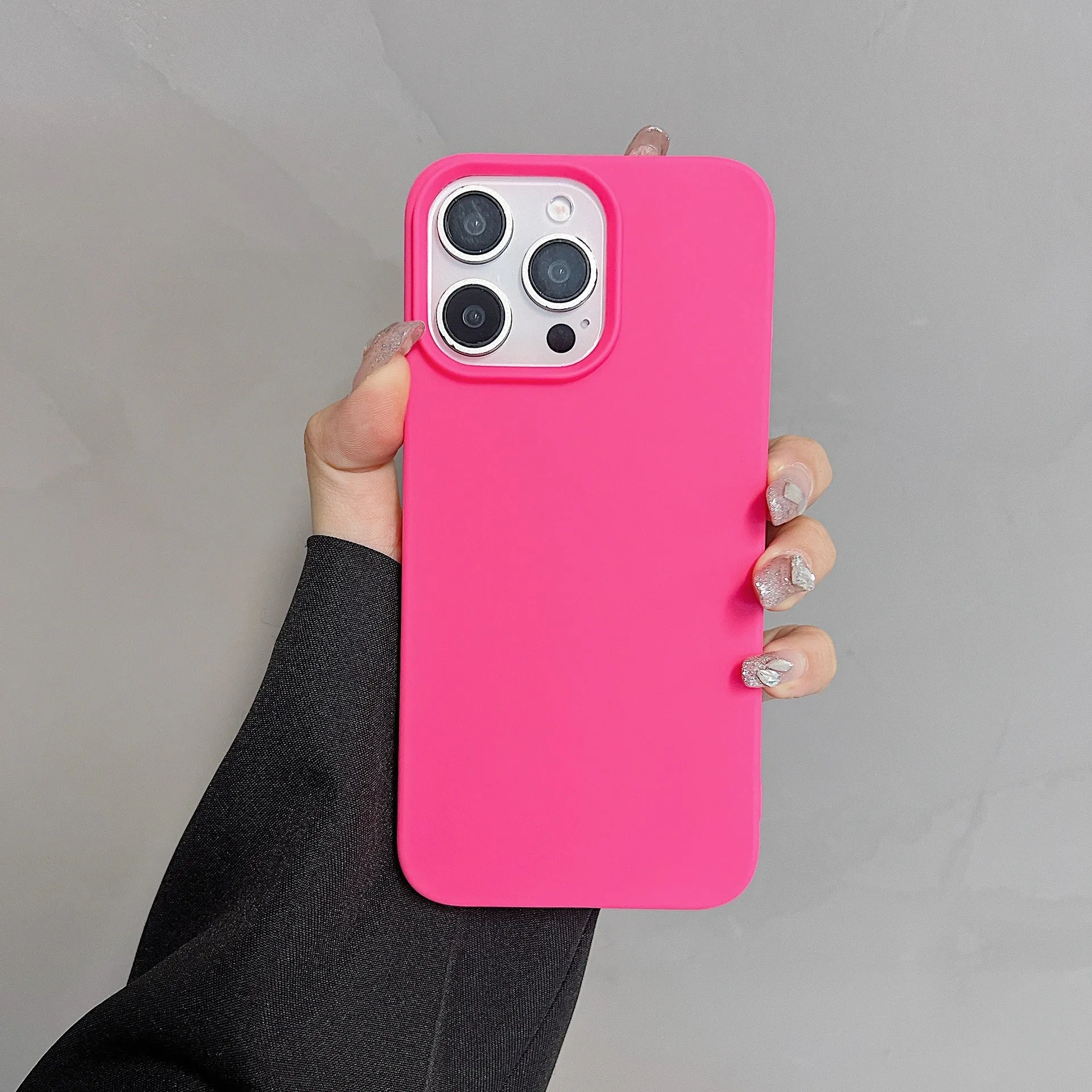 Solid colour matte TPU half pack phone case for iPhone, RW Black, fitting IP15 Pro Max