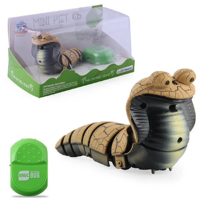 USB rechargeable automatic snake cat toy with segmented plastic body and smart sensing technology
