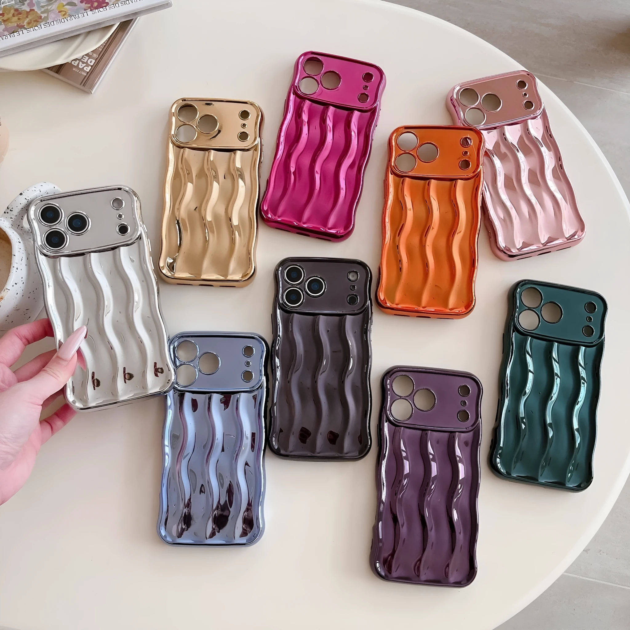 Solid colour plating corrugated stripe TPU phone case for iPhone 17 Pro Max, available in gold electroplated finish