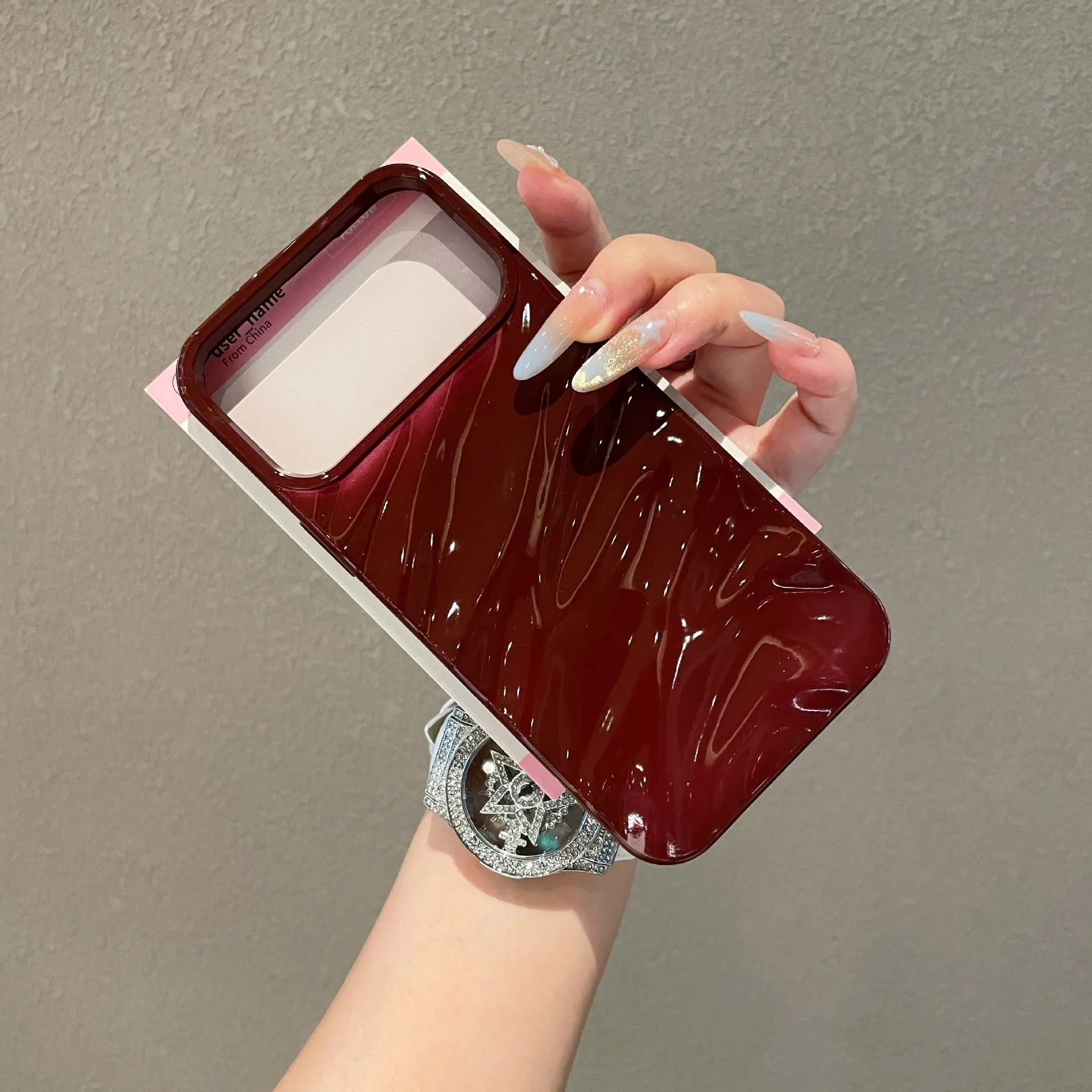 Three-dimensional pleated soft shell phone case with anti-fingerprint varnish finish for iPhone