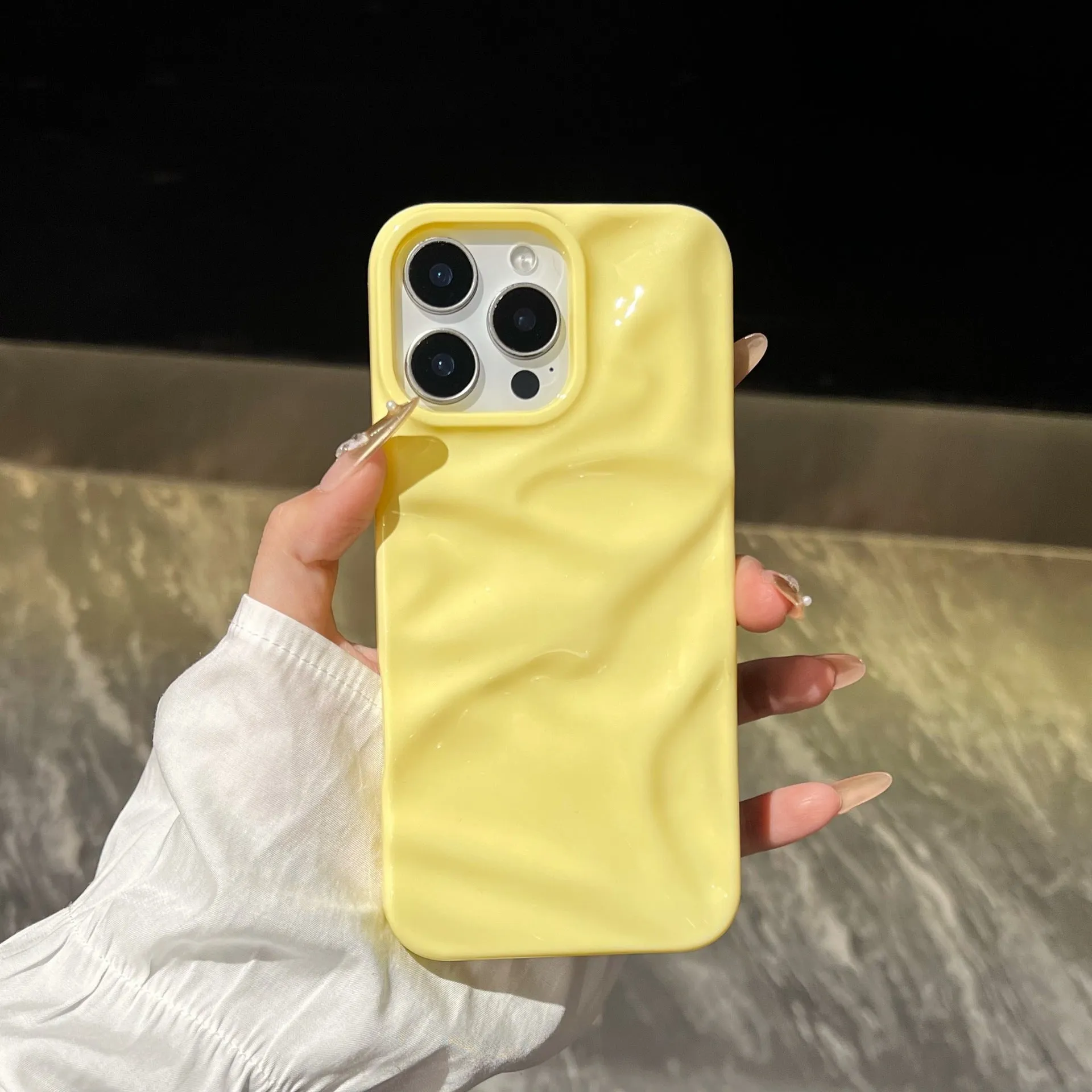 TPU macaron colour phone case with three-dimensional pleated pattern for iPhone