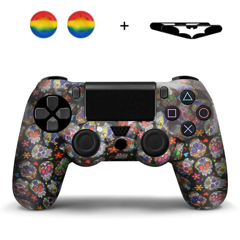 Camouflage silicone PS4 controller sleeve with button caps and lamp stickers in Red Leaf style