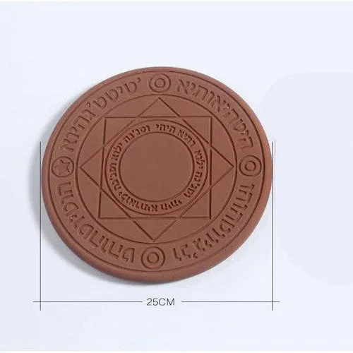 10W fast wireless charger in black, 6mm thick, 99mm round charging pad with Micro USB port