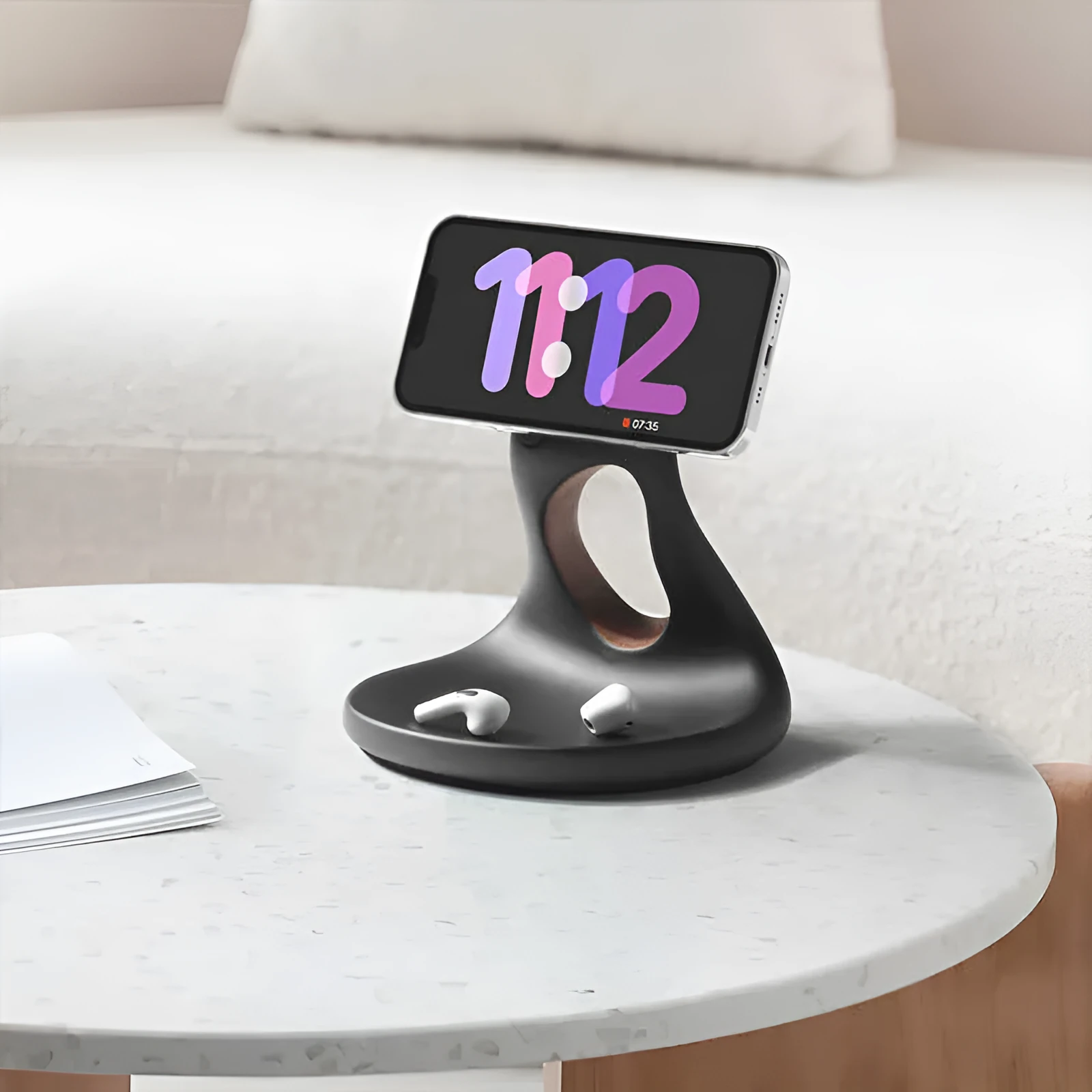 Creative MagSafe mobile phone holder wireless charger storage rack resin 16.5cm C11 multi-function