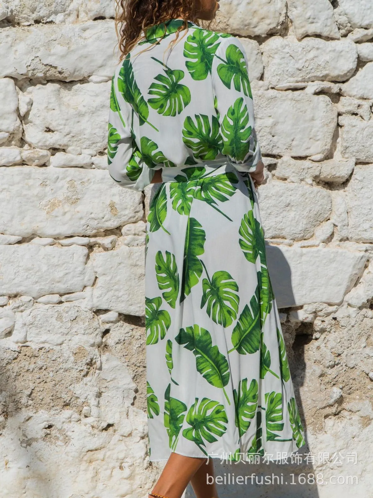 V-neck chiffon midi dress with print pattern and high waist design