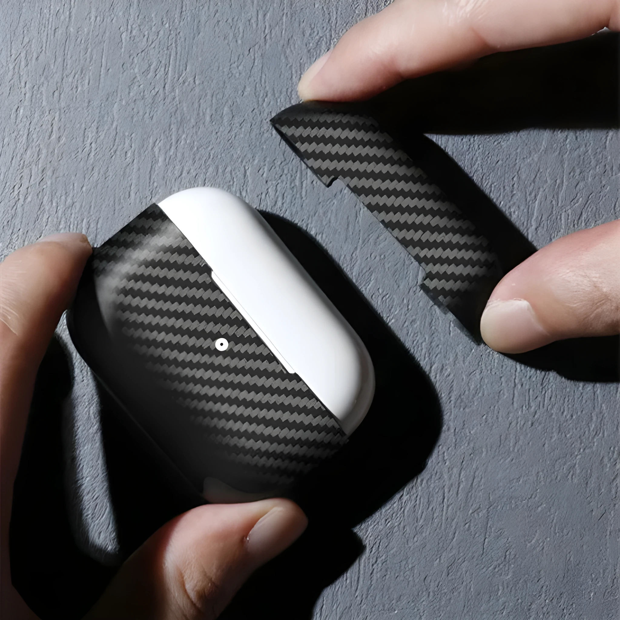 Carbon fiber wireless earphone case for Airpods Pro 2 with matte surface finish