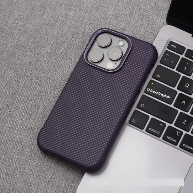 Hard PC leather phone case with embossed diamond grain and magnetic suction in Star Diamond finish