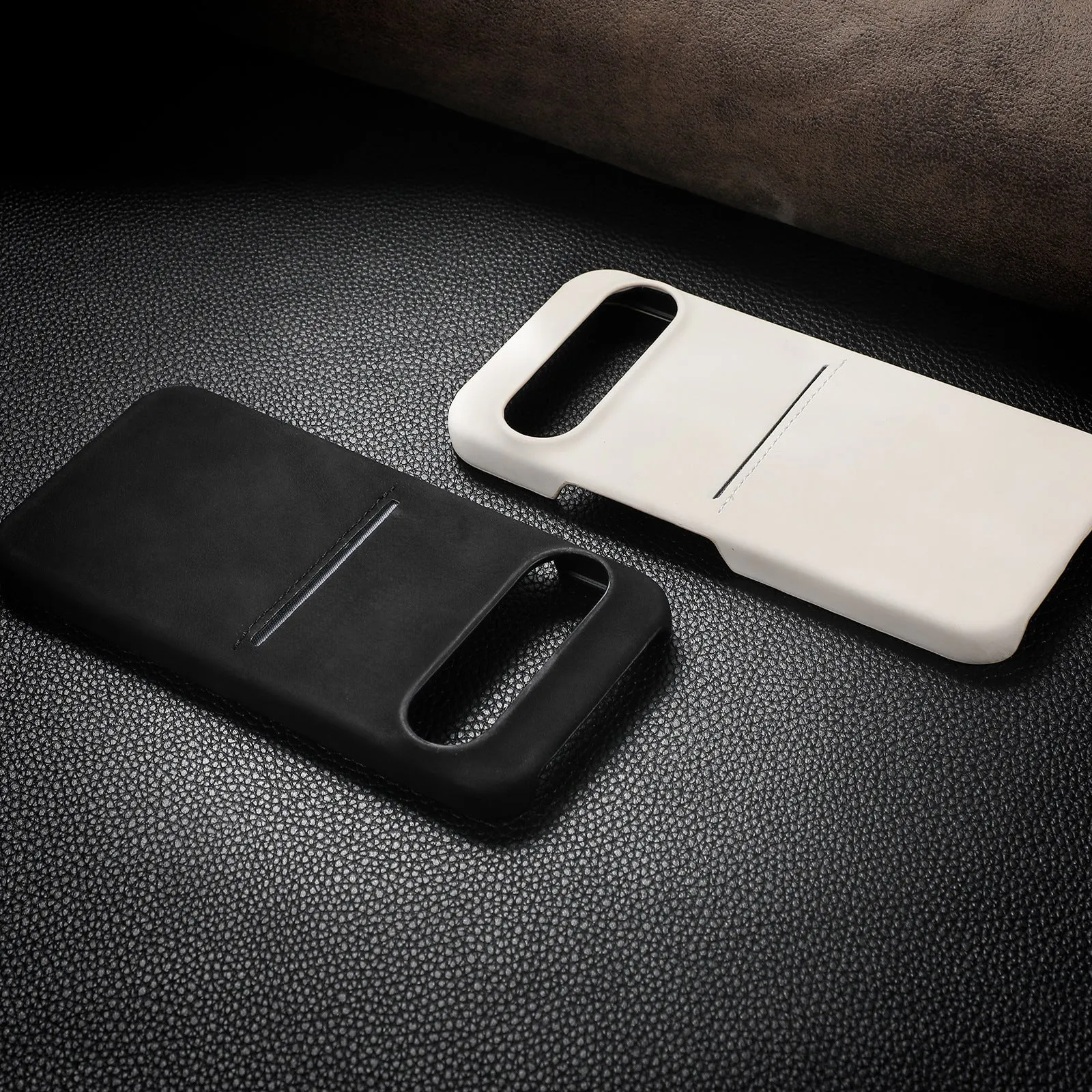 Business Skin vintage sheepskin card hard case for Google Pixel 8 Pro, black, frosted finish with card slot