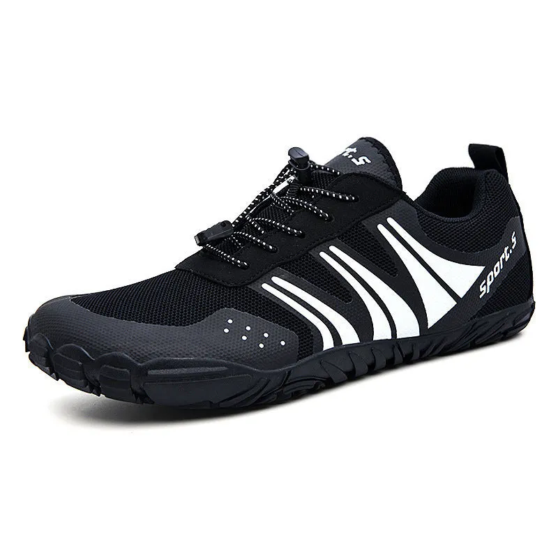 Quick-drying outdoor wading shoes in mesh with a natural rubber sole, shown in red colour.