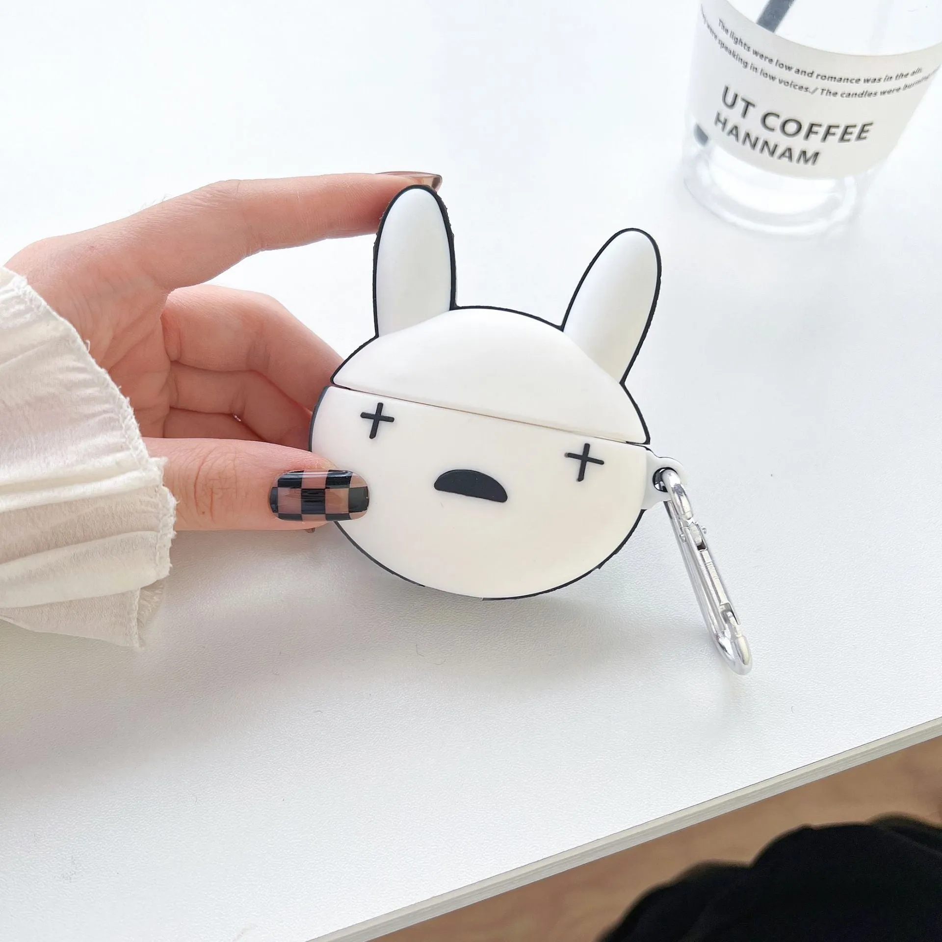 Cute silicone love earphone sleeve cartoon love feet design for AirPods case