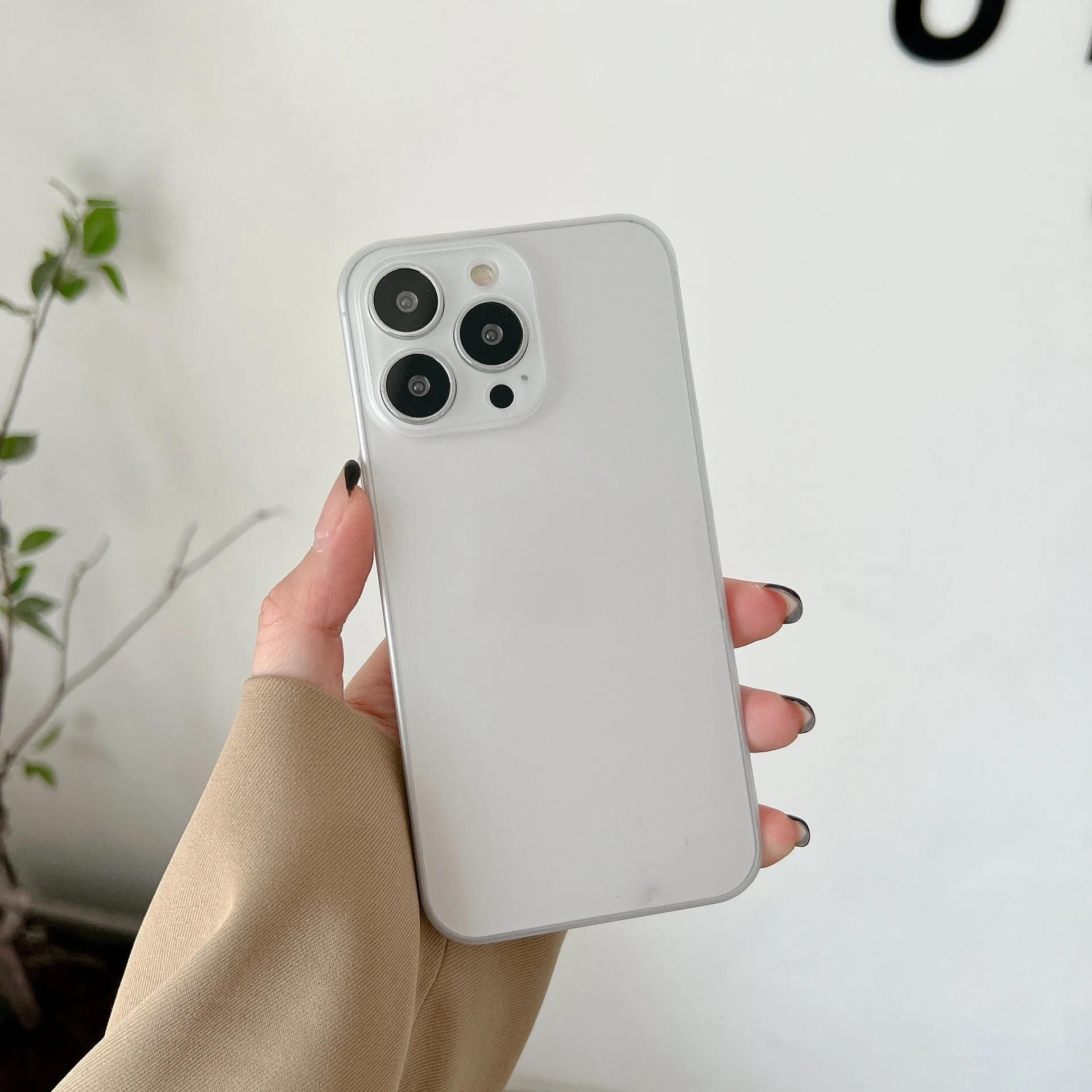 Ultra-thin PC hard shell frosted phone case with all wrapped lens protection for Apple iPhone, transparent colour
