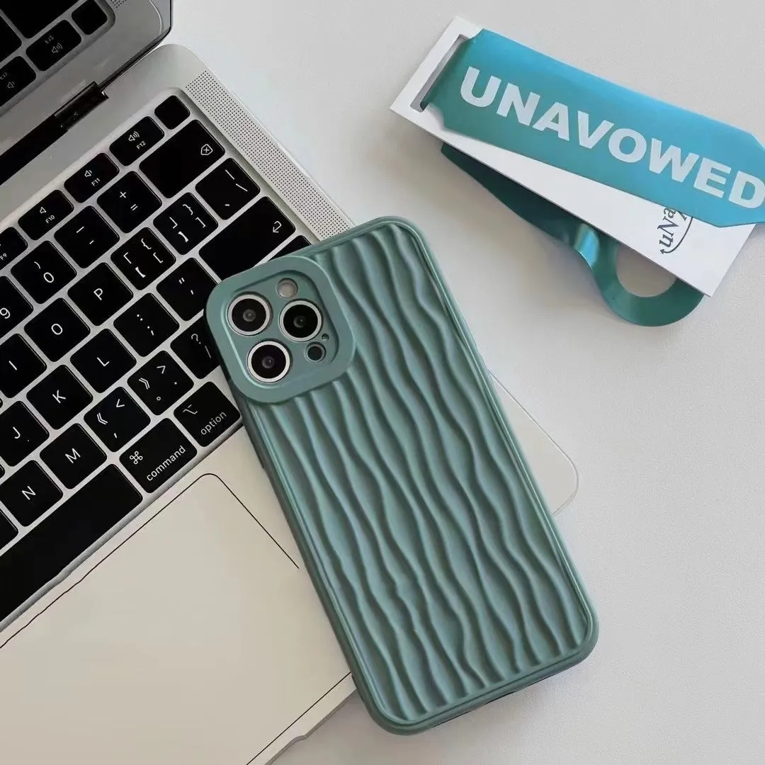Silicone water ripple phone case with glossy surface back cover in black for iPhone 13