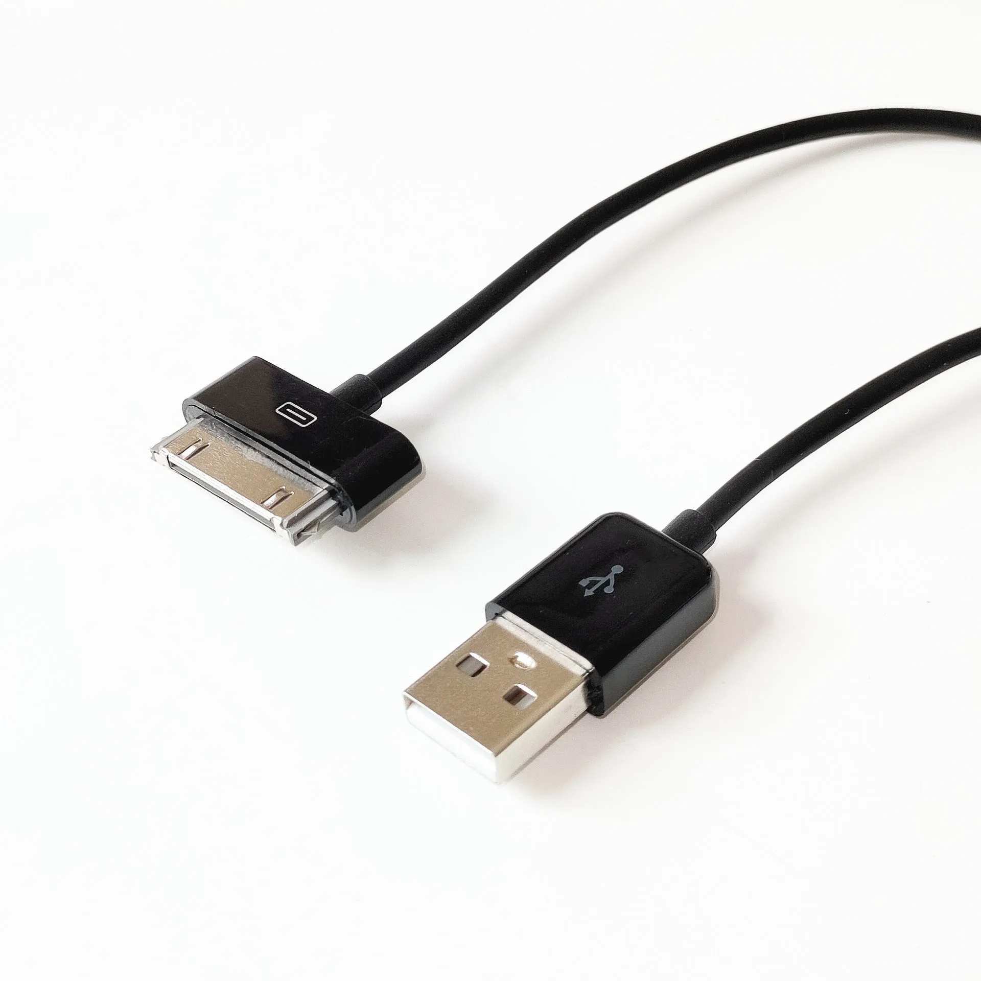 Black 1-metre USB data cable for tablet charging and syncing