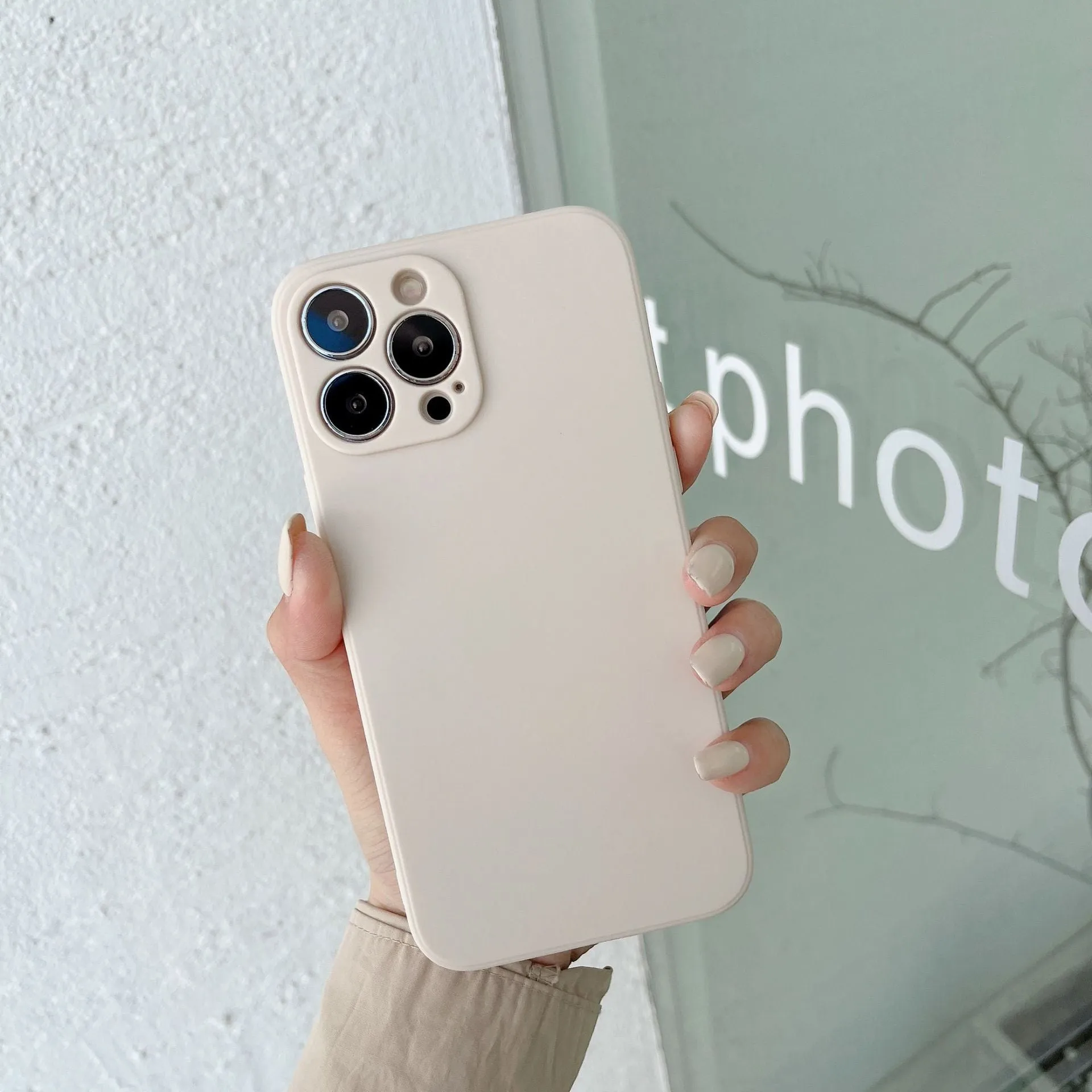 Fine hole matte TPU straight edge back cover phone case for Realme10 Domestic and RealmeV20 in black colour