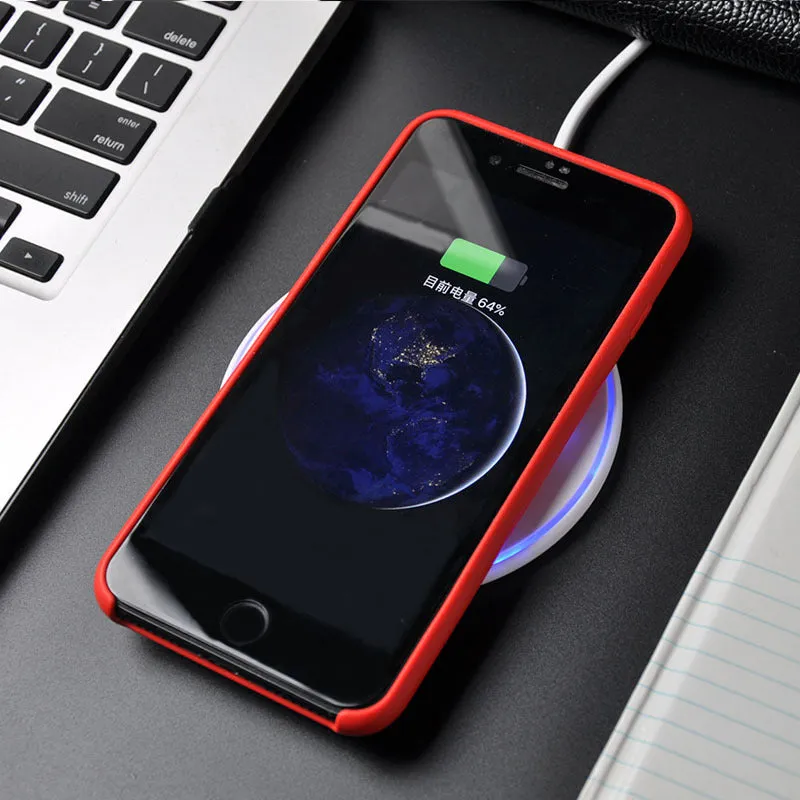 Round 10W wireless charger with indication function in black finish