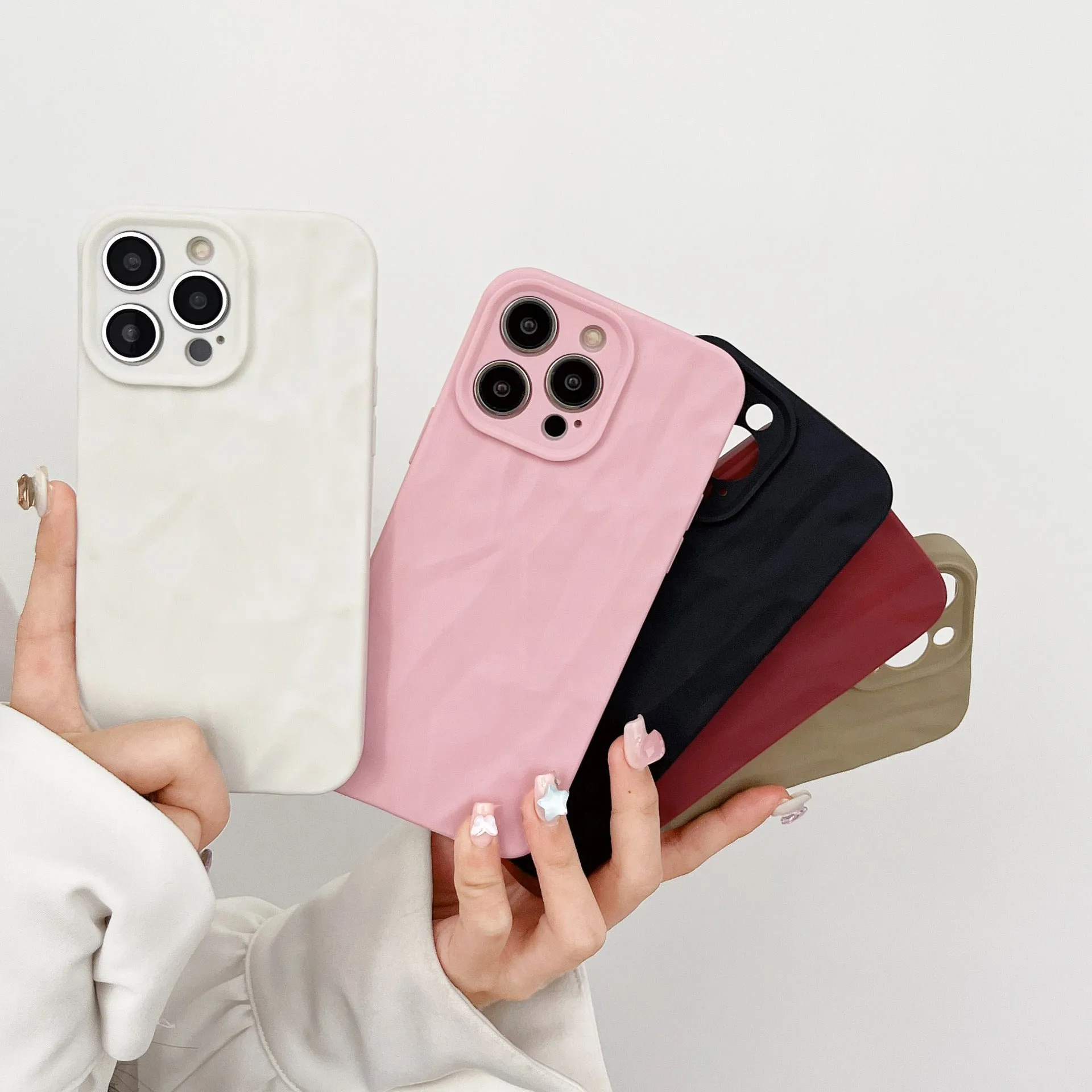 Frosted TPU phone case with pleated pattern in solid colour for iPhone