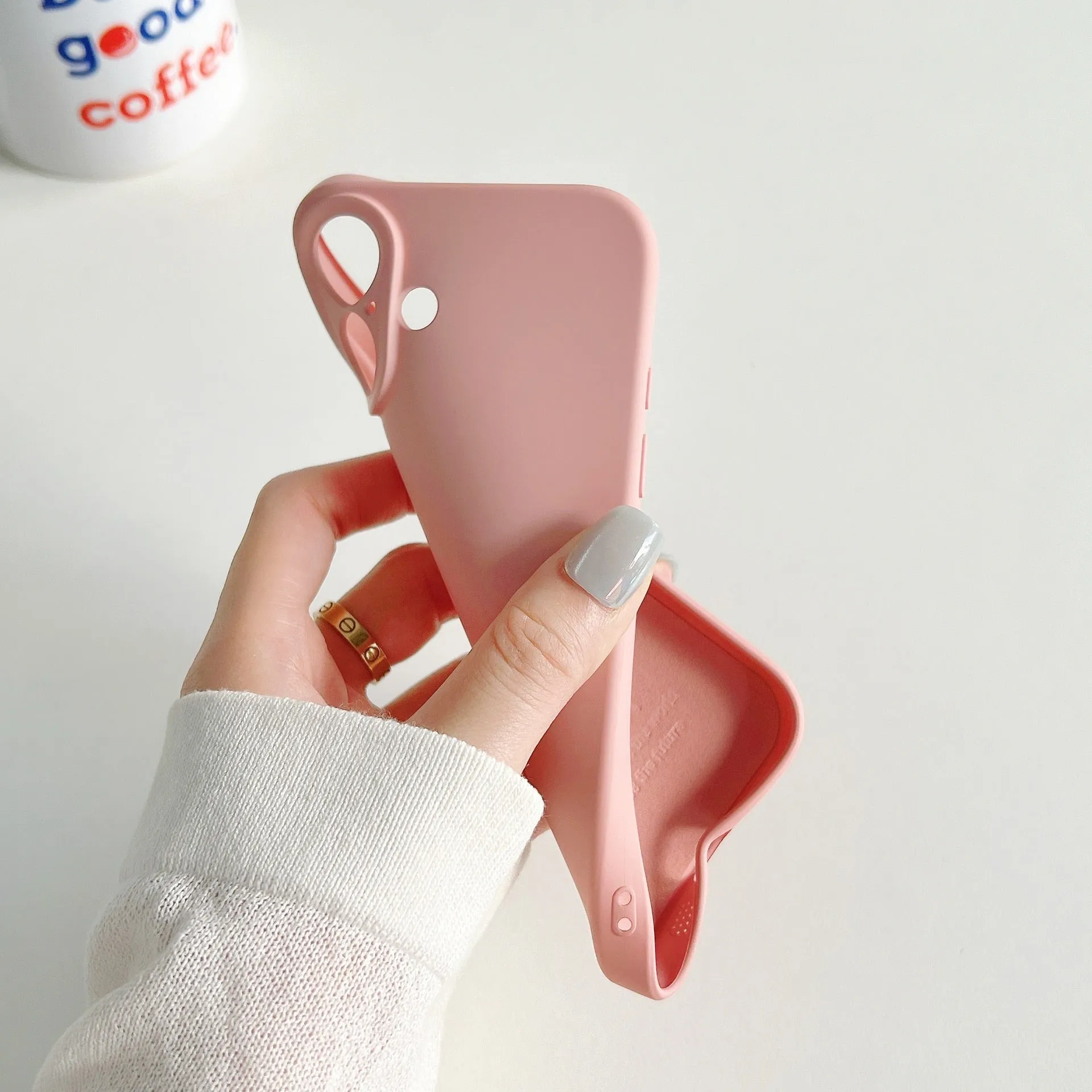 Solid colour TPU phone case for iPhone with skin feeling texture and bumper protection