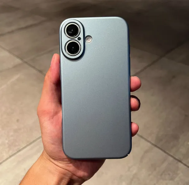 Solid colour TPU phone case for iPhone with skin feeling texture and bumper protection