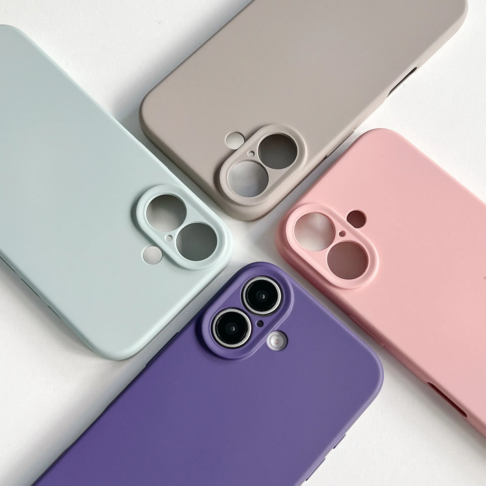 Solid colour TPU phone case for iPhone with skin feeling texture and bumper protection