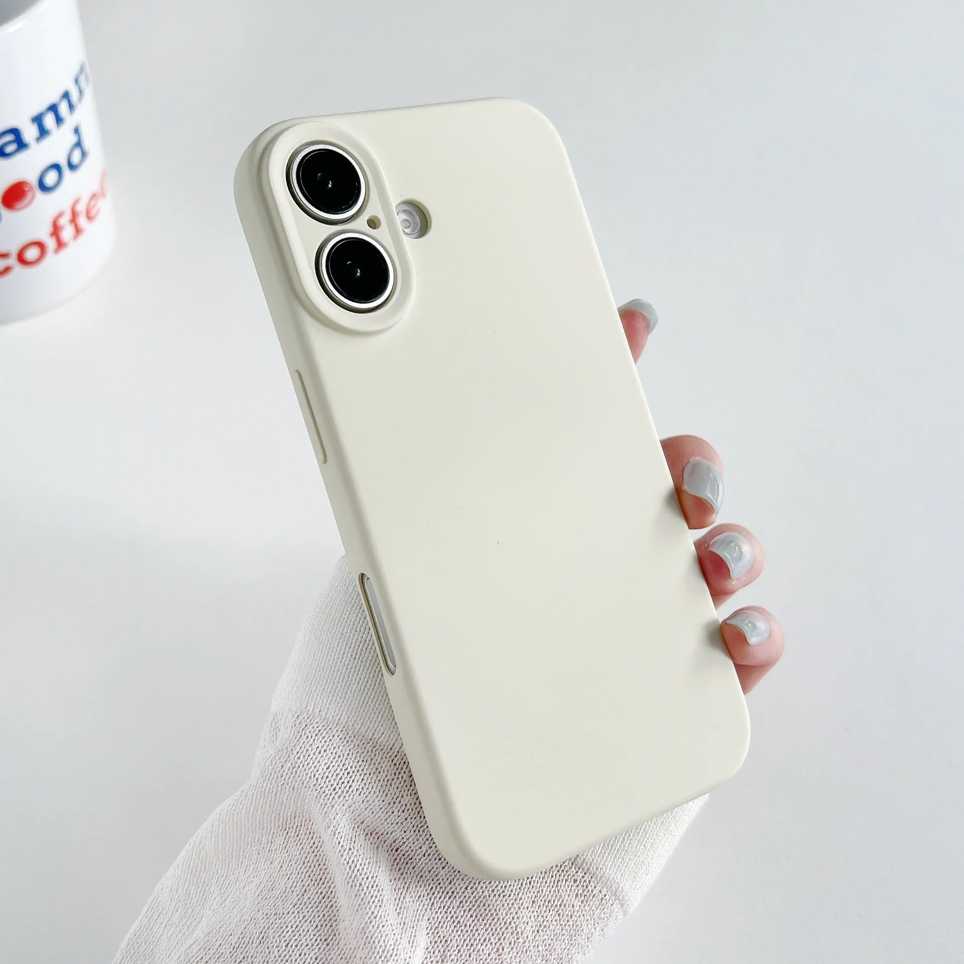 Solid colour TPU phone case for iPhone with skin feeling texture and bumper protection