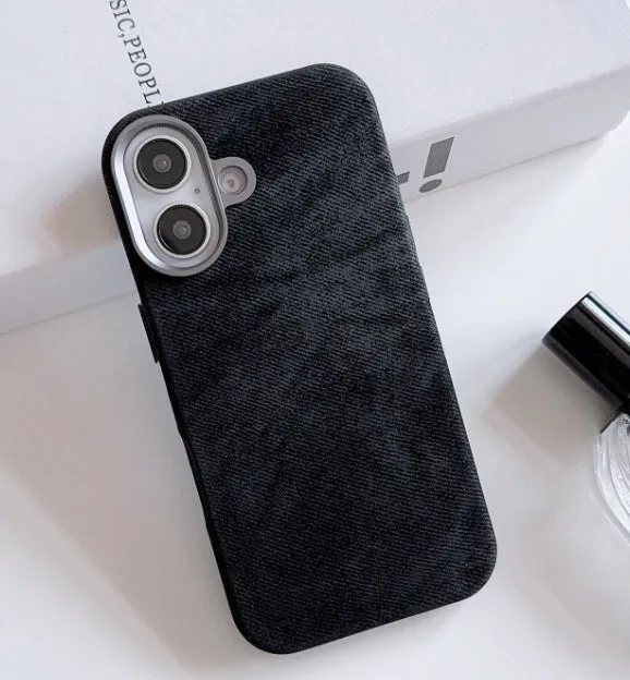 Flannel magnetic phone case in bean green for iPhone with fibre cloth texture and magnetic suction