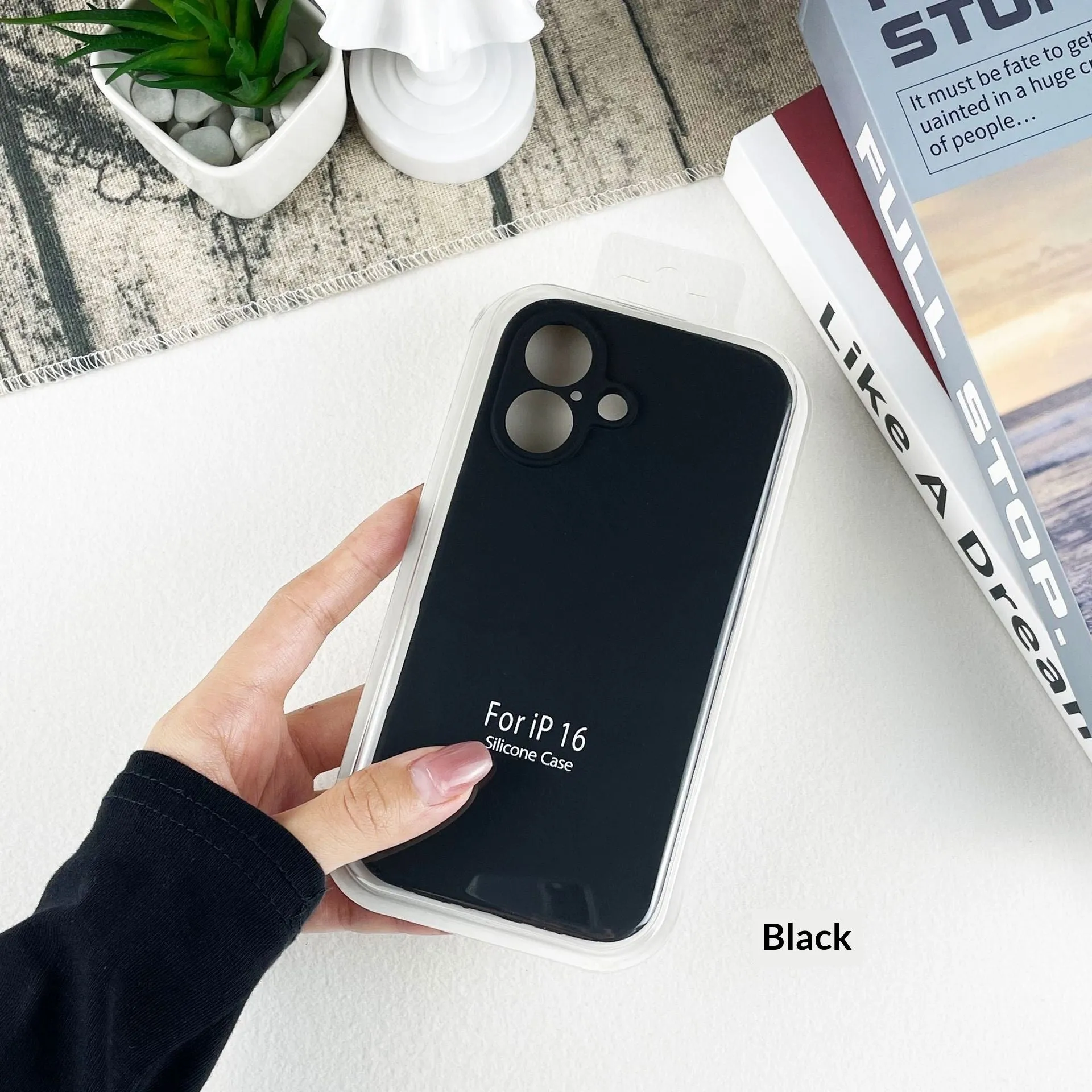 Solid colour liquid silicone phone case for Apple iPhone with anti-drop protection