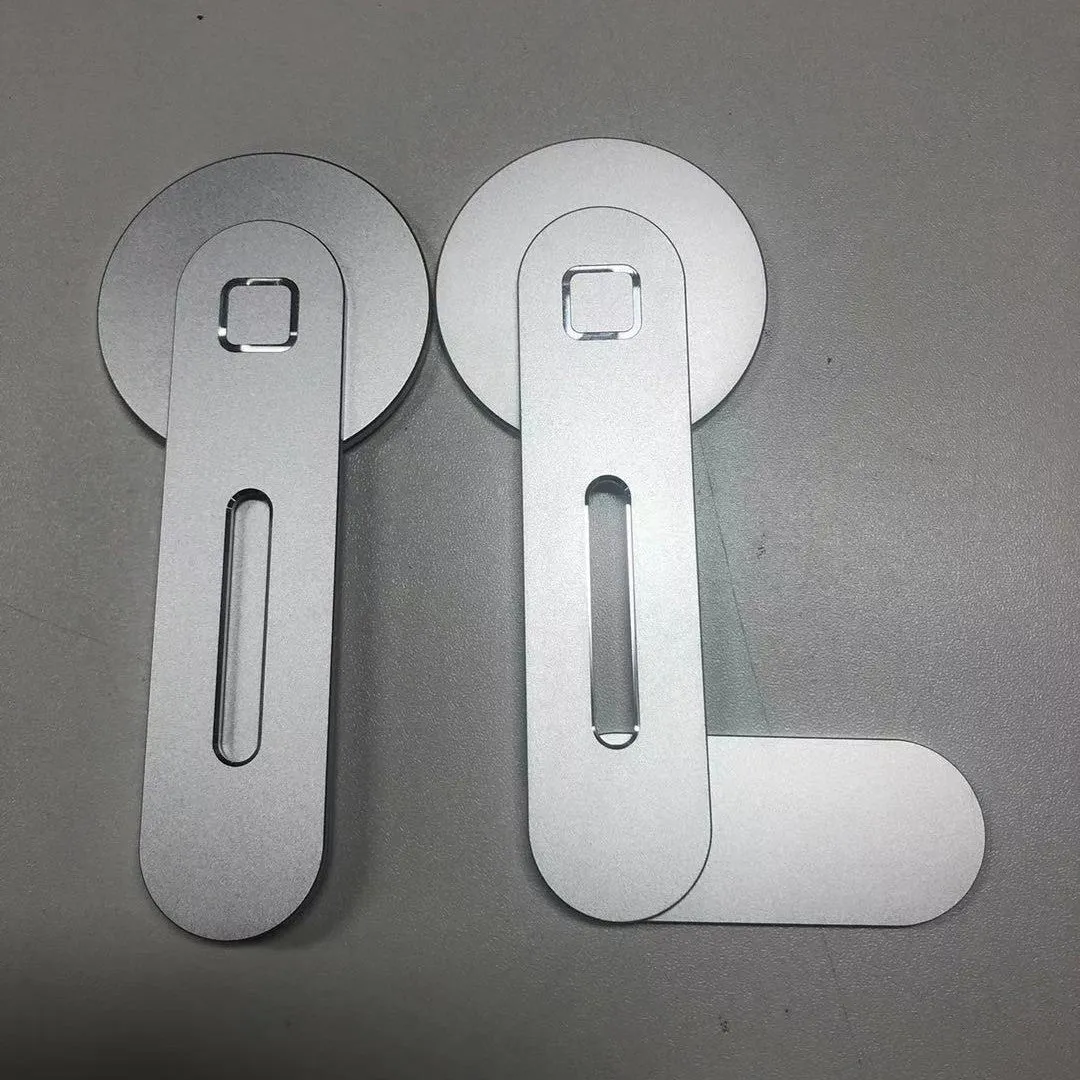 Aluminium alloy magnetic desktop expansion bracket for notebook computers measuring 130x56x6mm