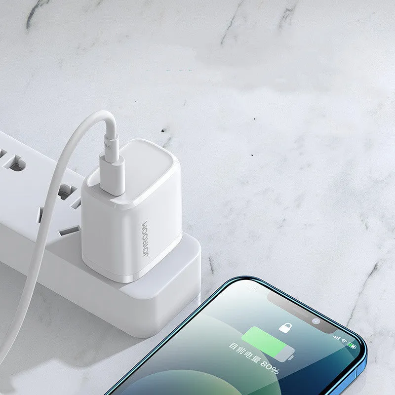 USB-C travel charger for Android phones with black, blue, and white colour options