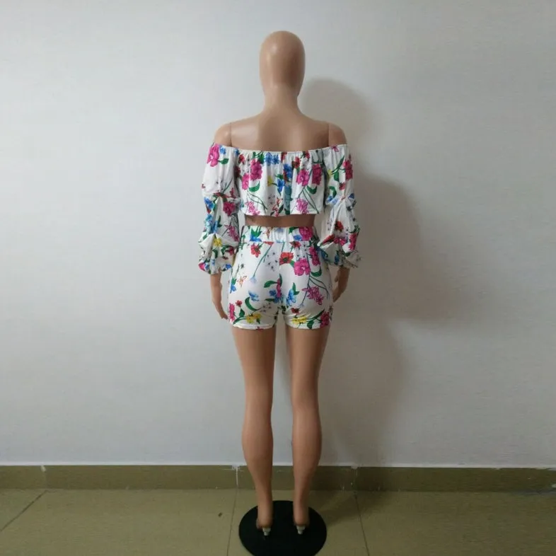 Multicolour digital print two-piece set with a pile sleeve top and matching shorts