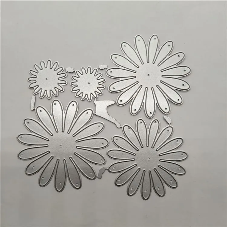 Silver high carbon steel cutting knife mold with flower etching pattern for cake decorating