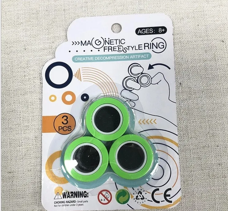 Magnetic finger rotating fidget ring in selected colour, showing external diameter of 3.2cm