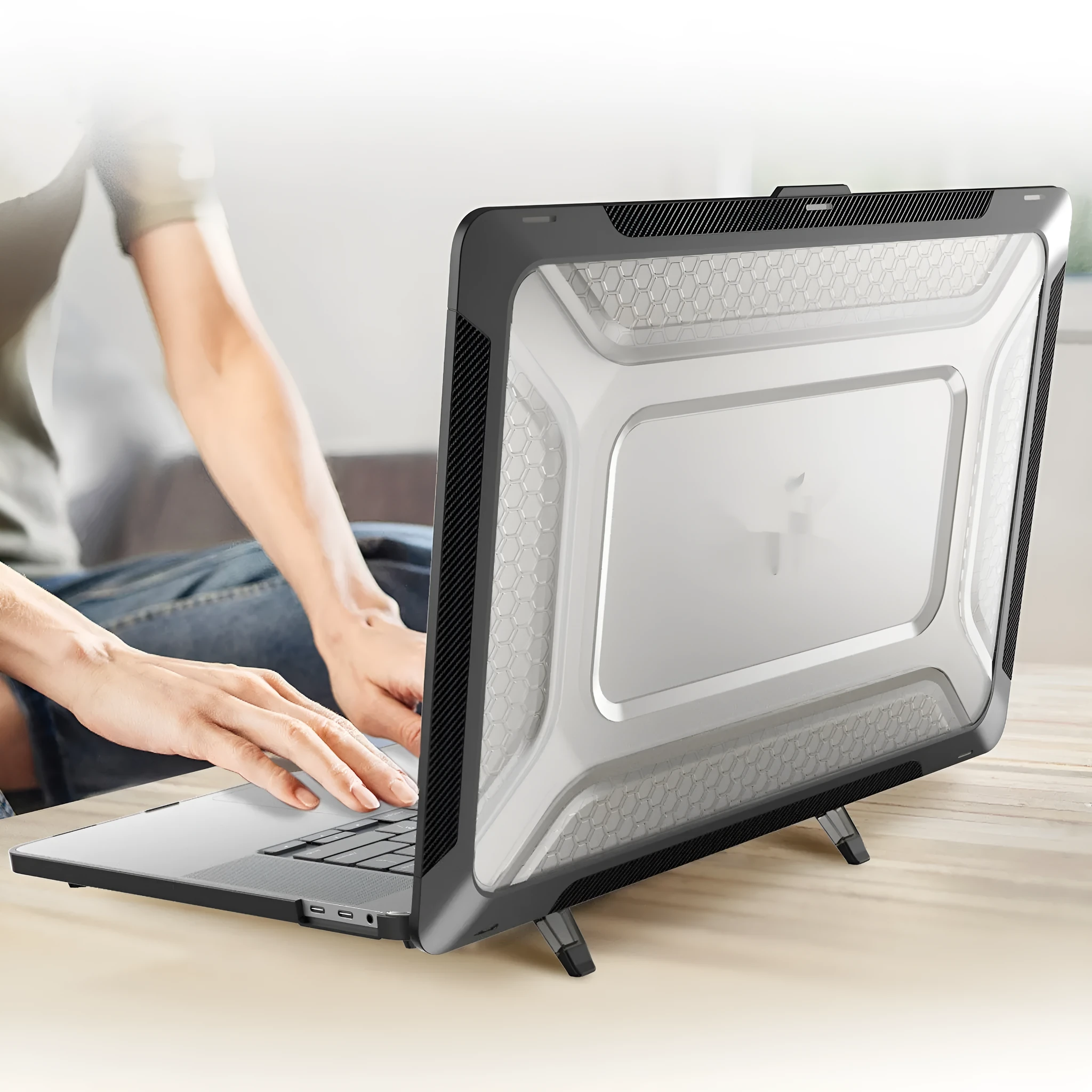 Slim hard protective shell case for a MacBook laptop in sapphire blue colour.