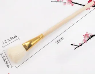 Painting pen with wool brush head and ceramic barrel for watercolour and oil tracing