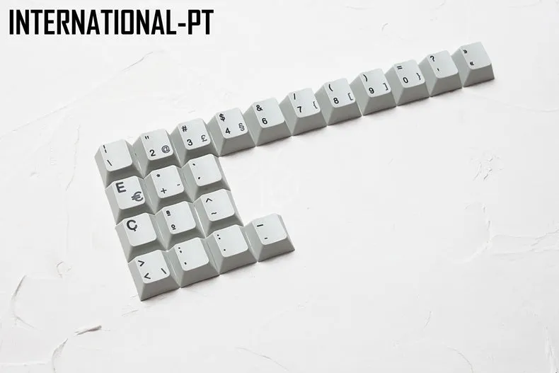 Wired computer keyboard with international symbols for multiple European language layouts