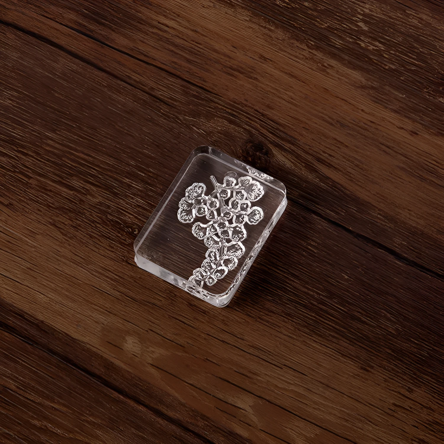 Transparent acrylic hand seal with 12mm height showing dragonfly or Fei Xue fern design options