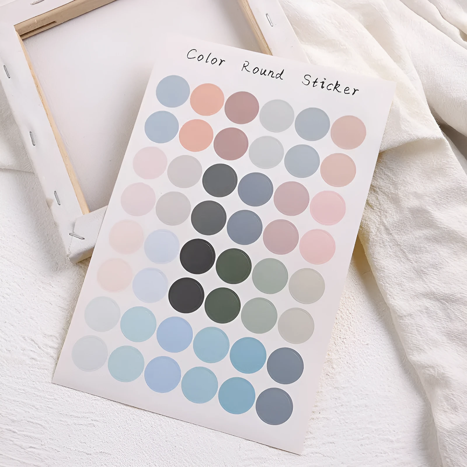 Round copper plate sealing stickers in five colour styles for handbooks and cards